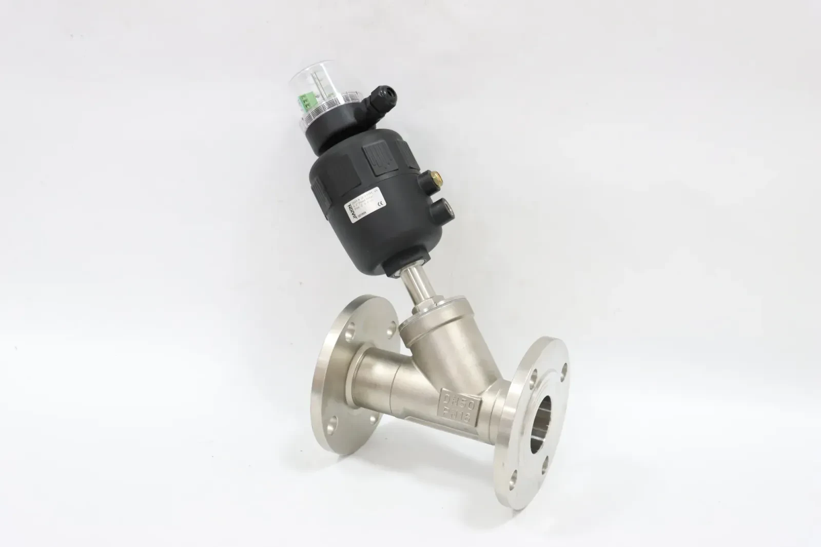 Stainless Steel Two-way Flange Pneumatic Plastic Head Angle Seat Valve — 3/6