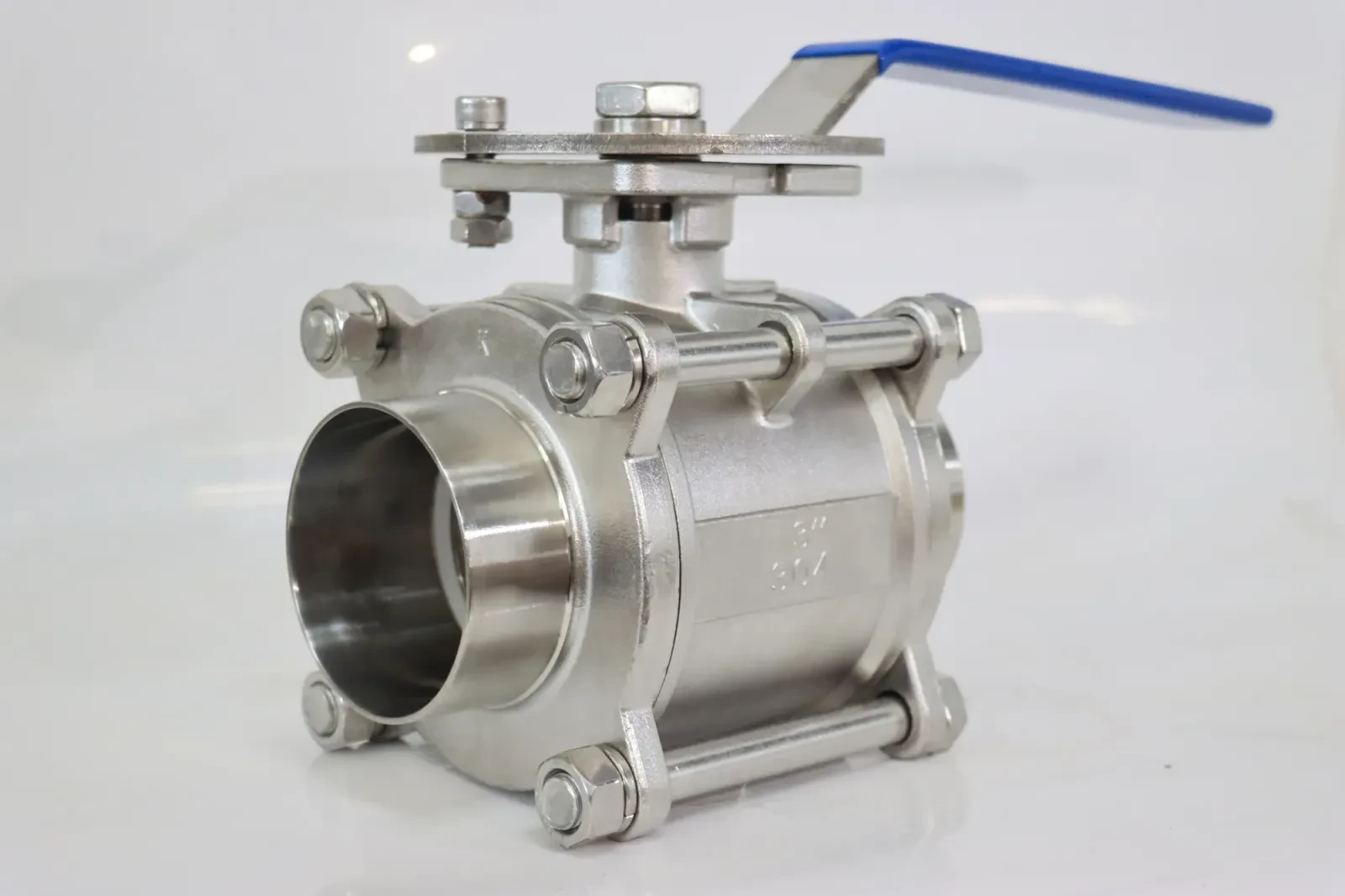 Sanitary stainless steel three-piece weld floating ball valve — 4/6