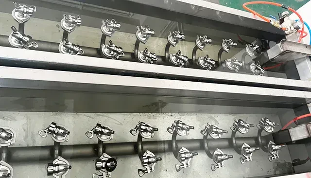 Sanitary valve pressure testing: valves on the test bench at Joneng